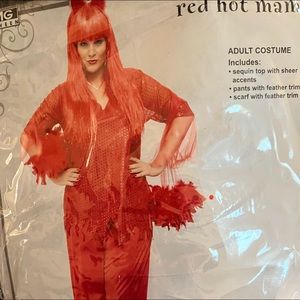 Red Hot Mama costume-missing scarf